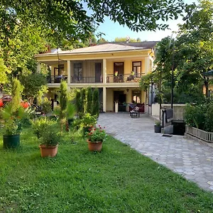 Kwatera prywatna Nargiz's, Batumi